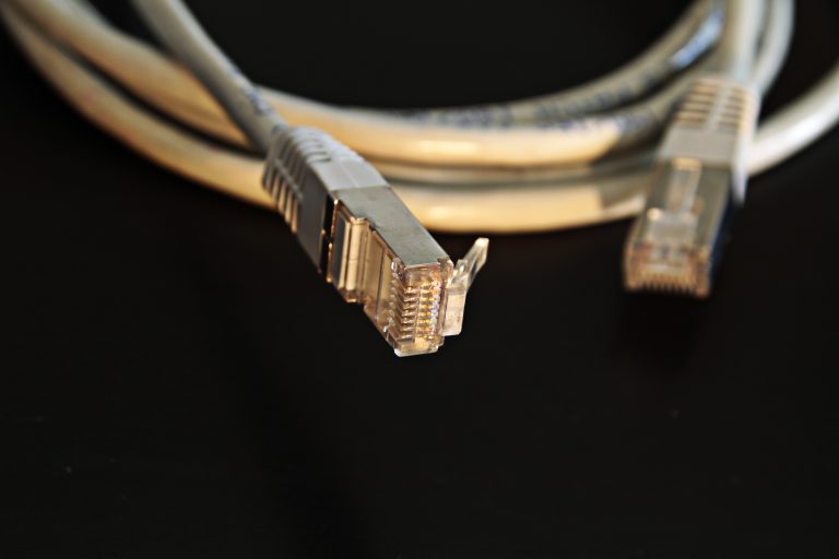 Ethernet Patch Cord with Proper Crimps
